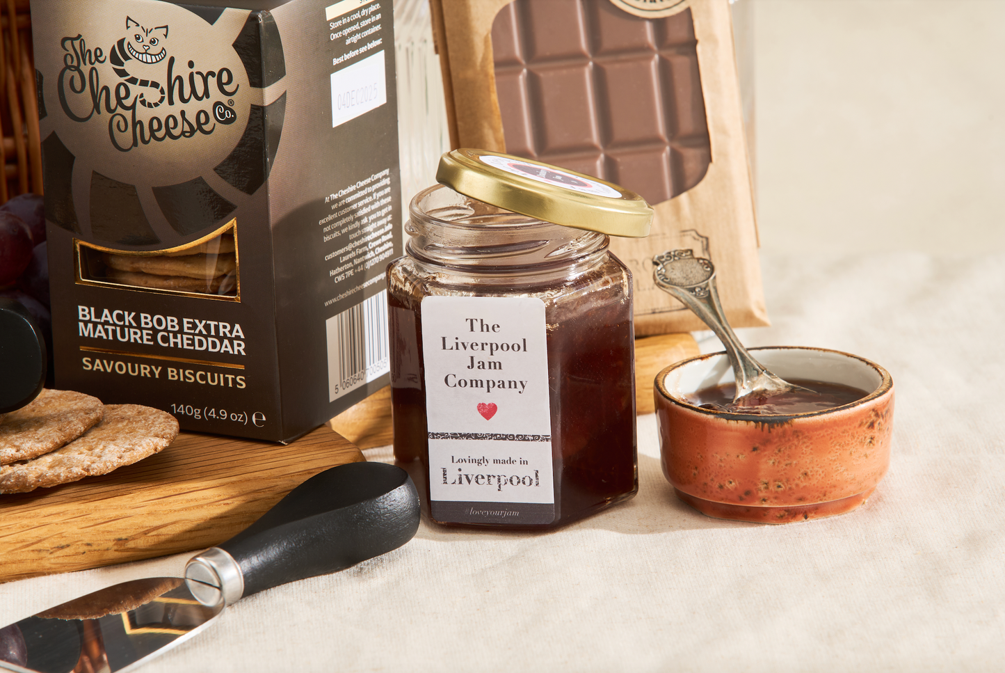 The Cheese & Wine Hamper